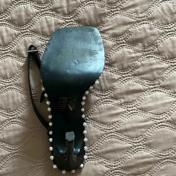 Heels - Picture 3 of 4